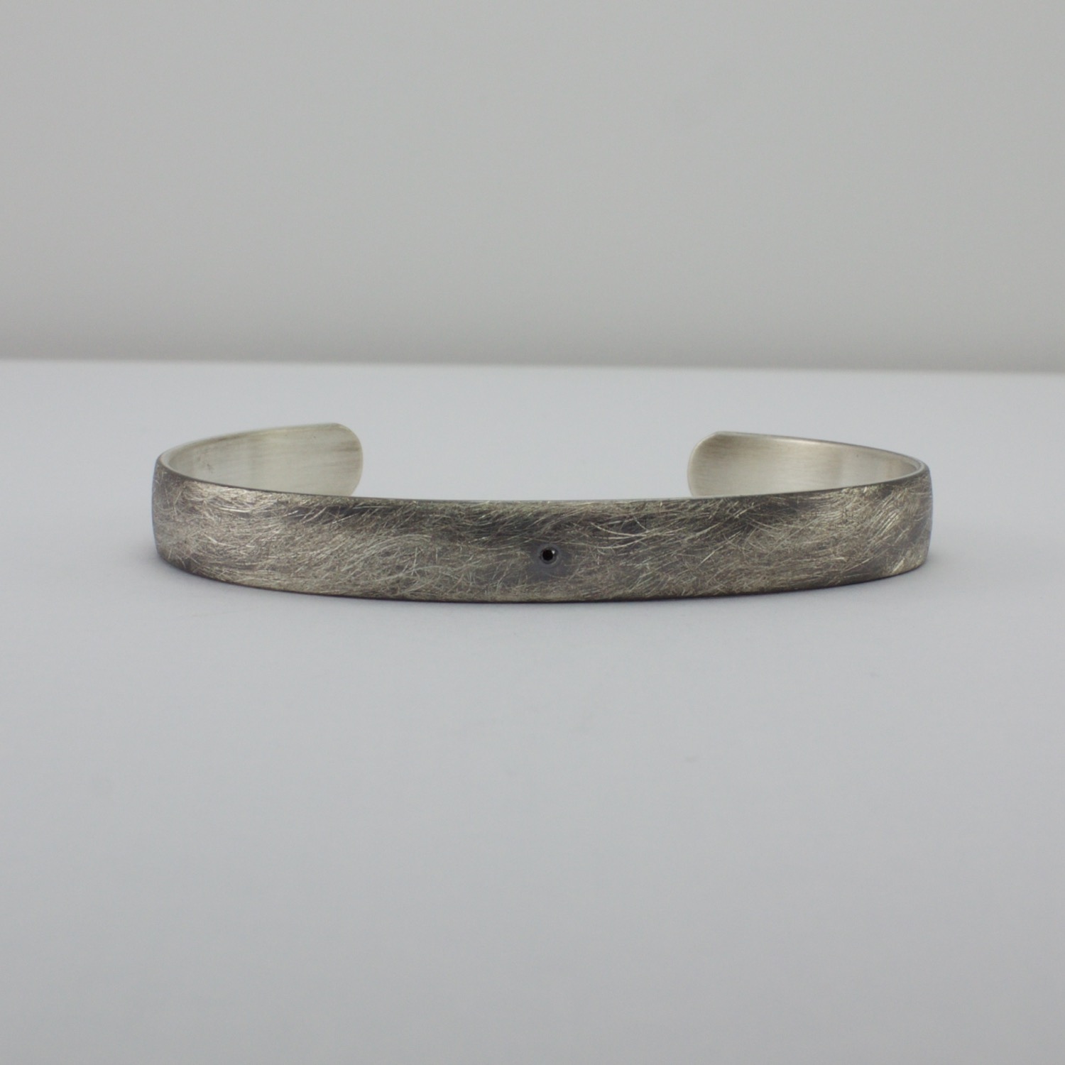 Corrugated Sterling Silver Wide Bangle Bracelet Oxidized Finish – Taxco  Jewelers